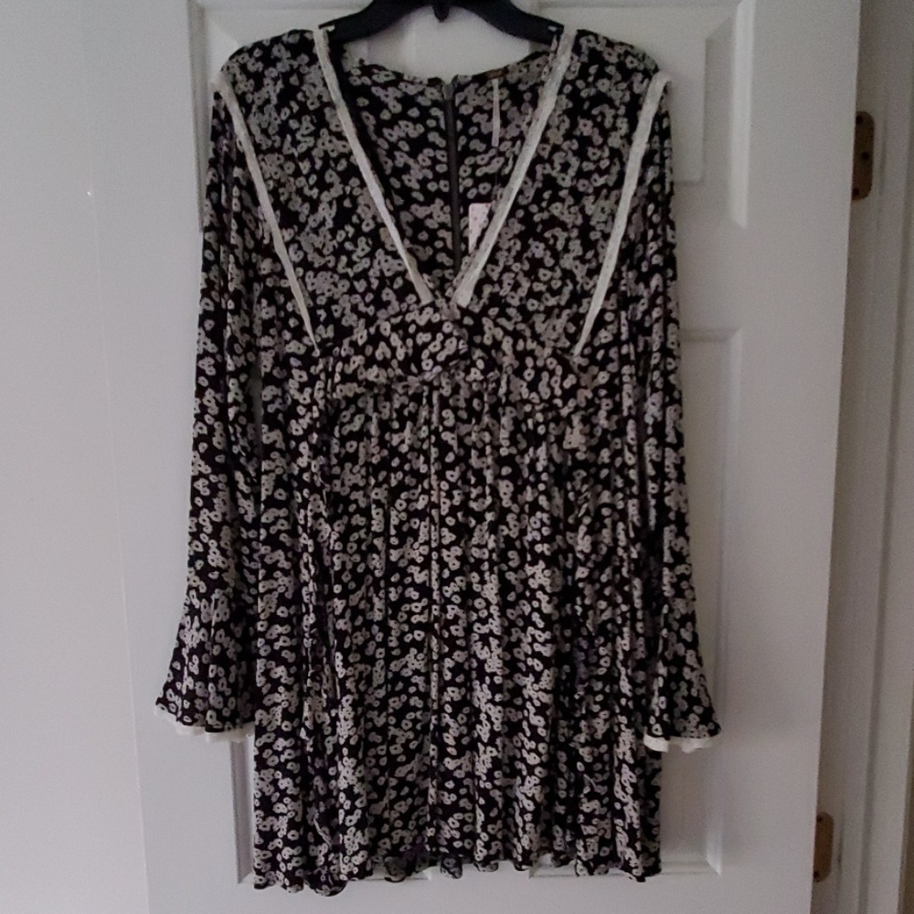 Free People Baby Doll Dress Size XS BNWT